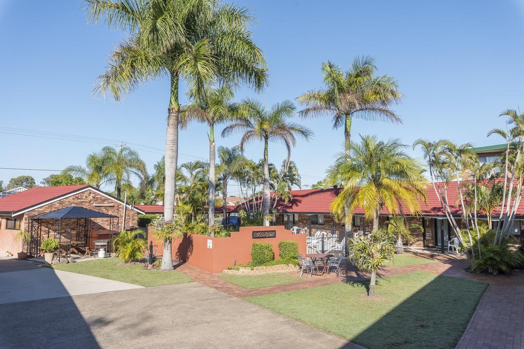 Hervey Bay Colonial Lodge Torquay Bagian luar foto
