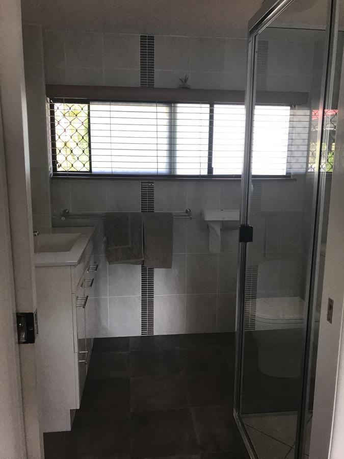 Hervey Bay Colonial Lodge Torquay Bagian luar foto