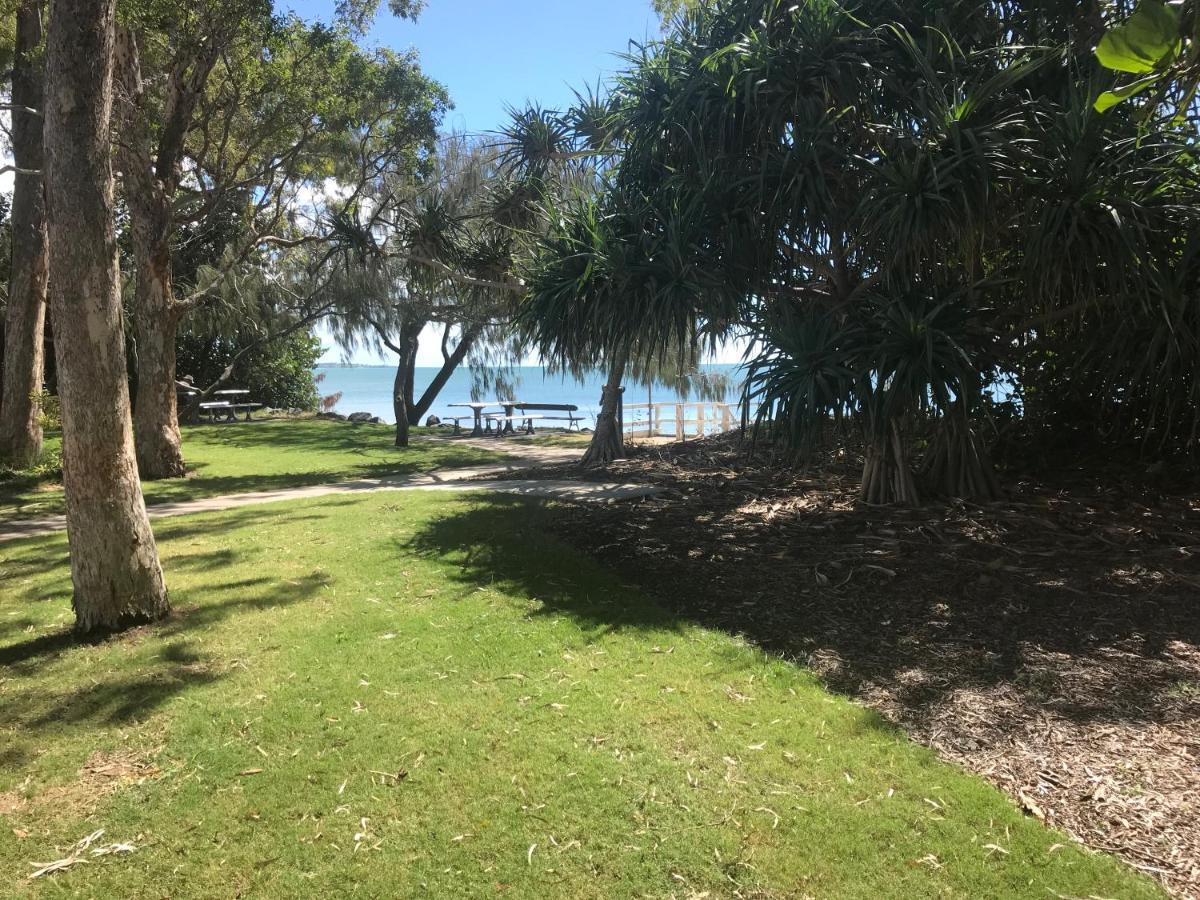 Hervey Bay Colonial Lodge Torquay Bagian luar foto